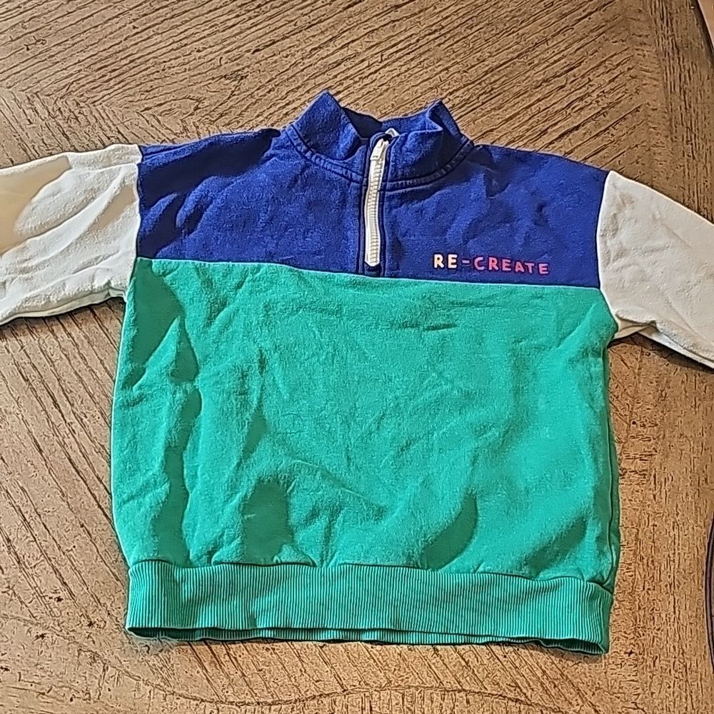 Re-create boys sweater pullover size 5T/6 H&M